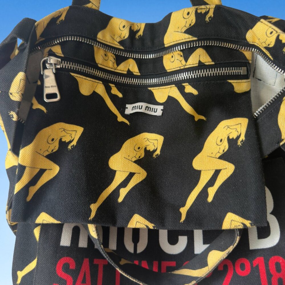 Miu Miu Rare Limited Edition Tote Bag, 2018 Hotel Regina, OS - Picture 5 of 5